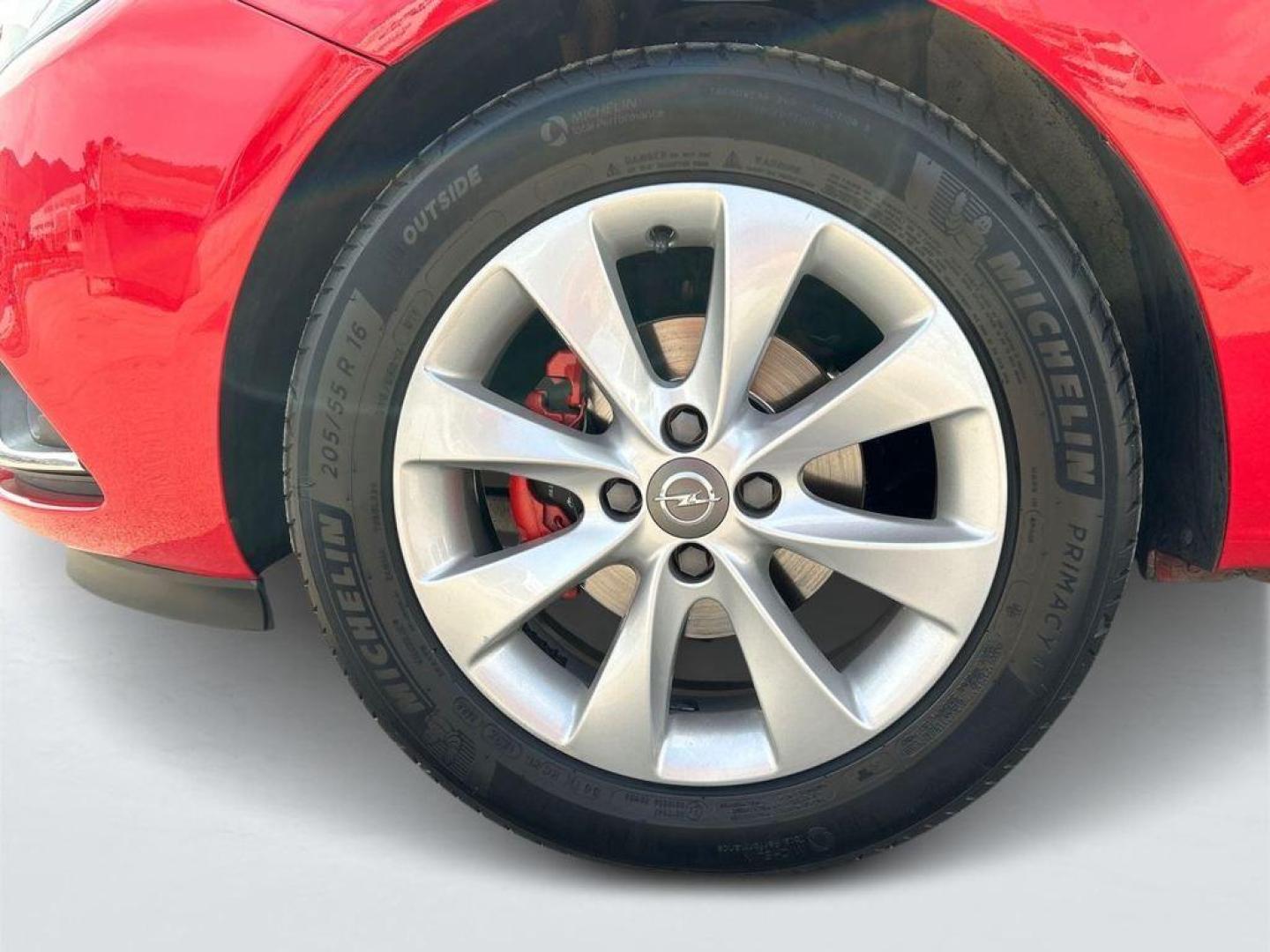 Opel Corsa 1.4 Selective 66 kW (90 CV)