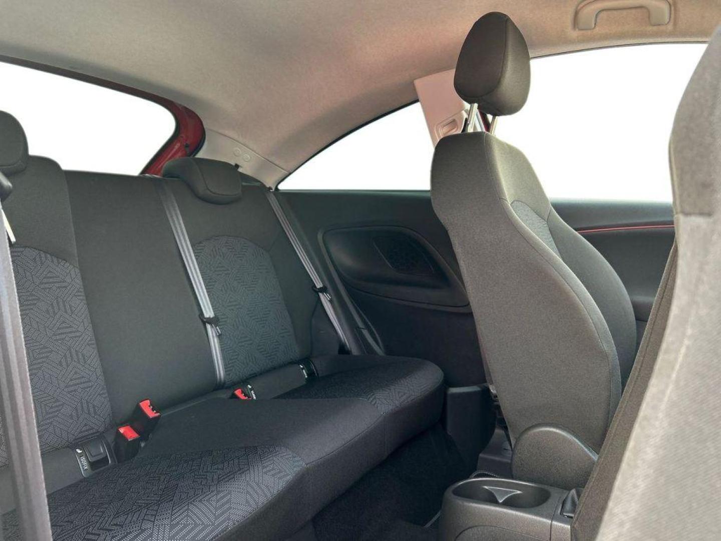 Opel Corsa 1.4 Selective 66 kW (90 CV)