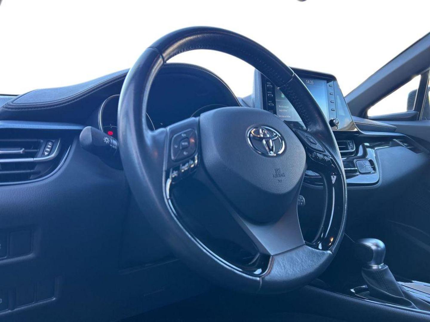 Toyota C-HR 1.8 125H Advance 90 kW (122 CV)