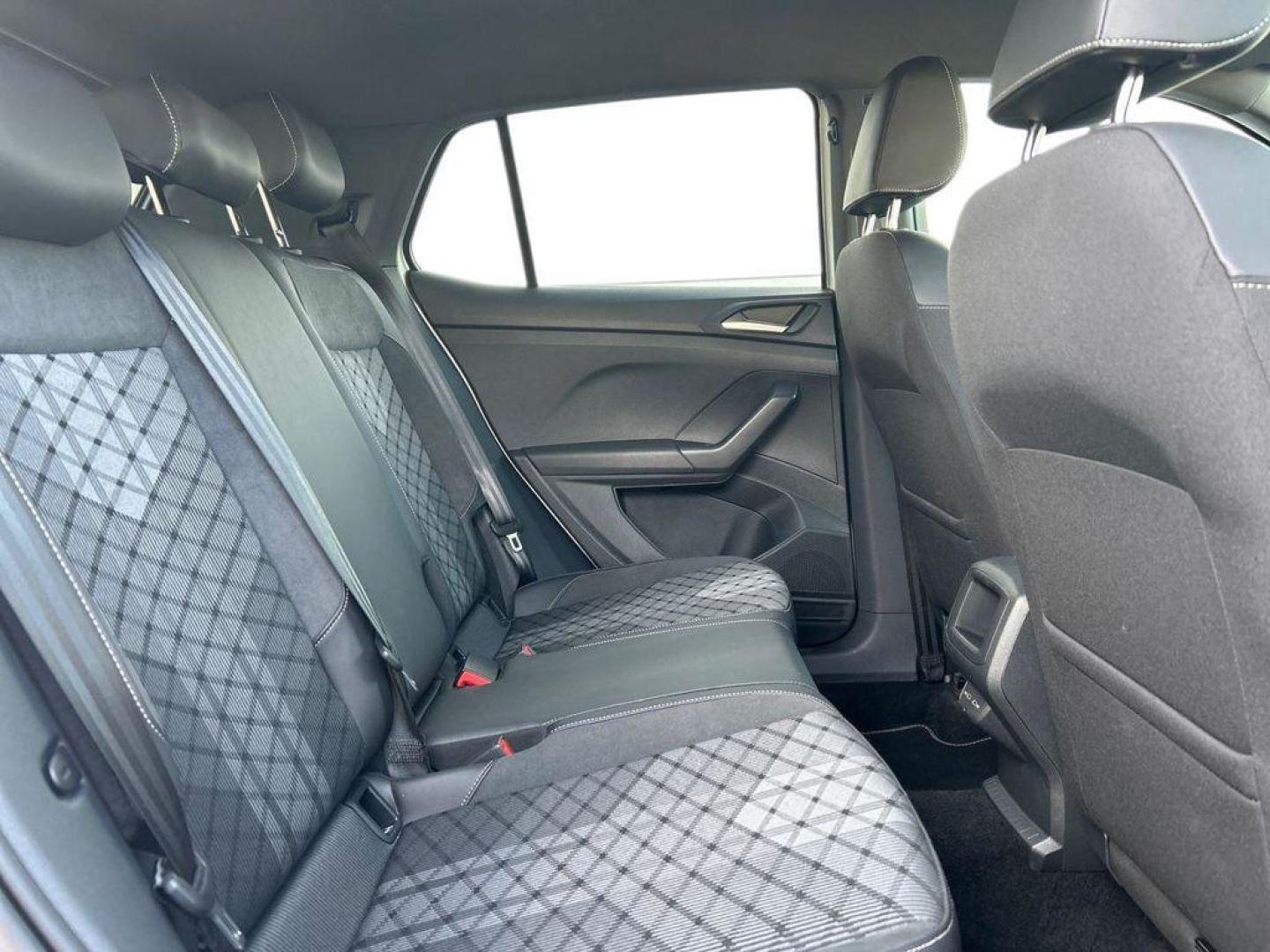 Volkswagen T-Cross R-Line 1.0 TSI 85 kW (116 CV) DSG