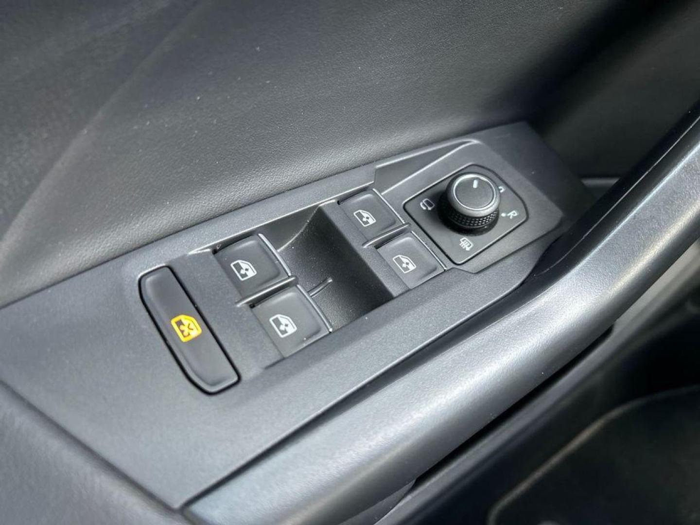 Volkswagen T-Cross R-Line 1.0 TSI 85 kW (116 CV) DSG