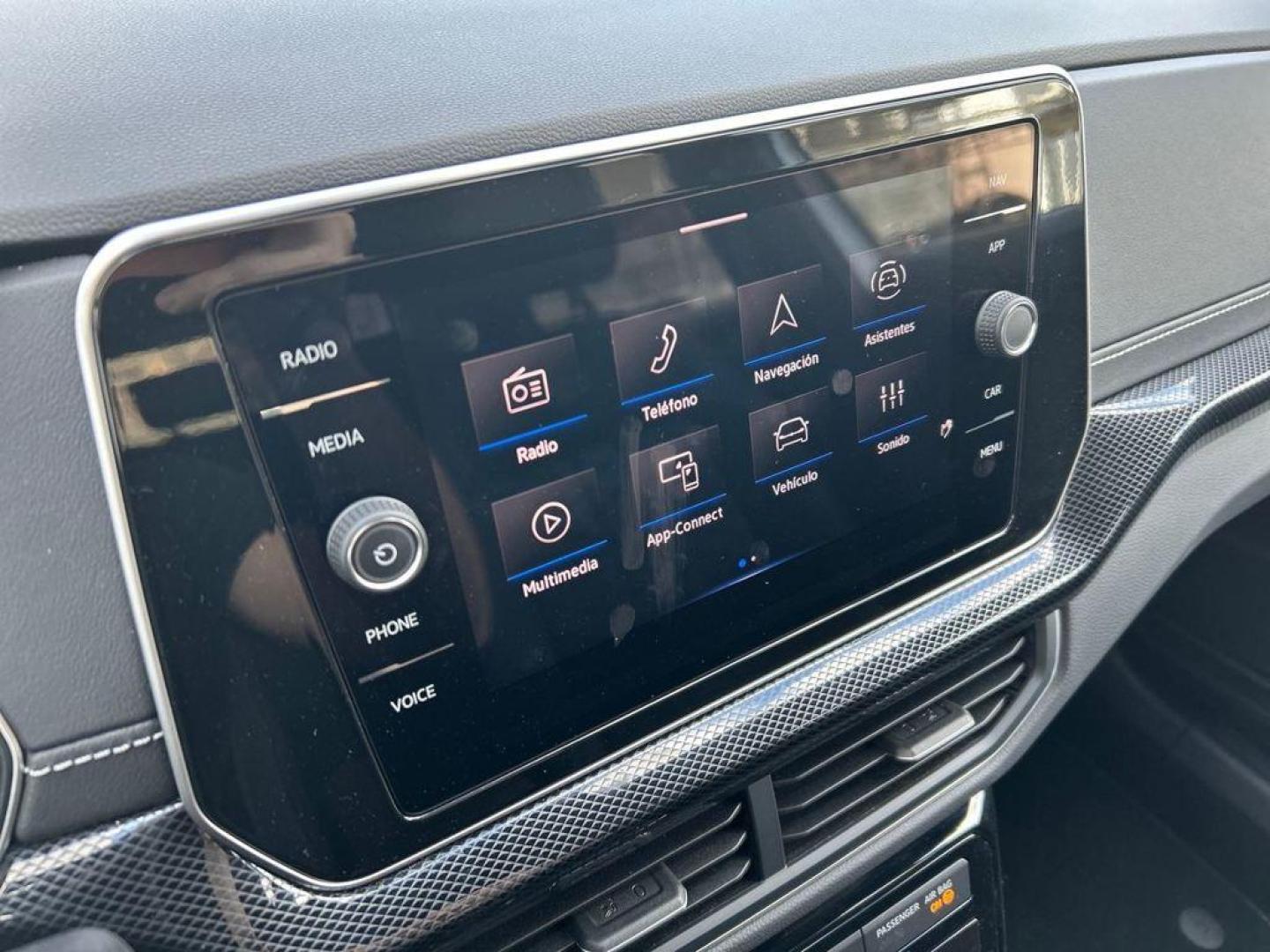 Volkswagen T-Cross R-Line 1.0 TSI 85 kW (116 CV) DSG