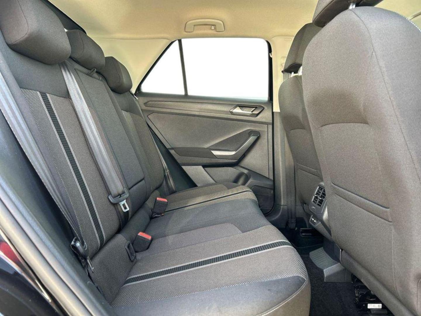 Volkswagen T-Roc Advance R-Line 1.5 TSI 110 kW (150 CV) DSG