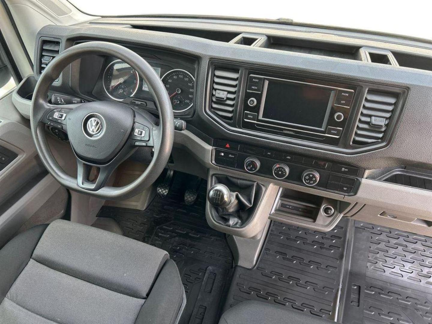 Volkswagen Crafter Batalla Larga con Voladizo TA 2.0 TDI 103 kW (140 CV) 3.500