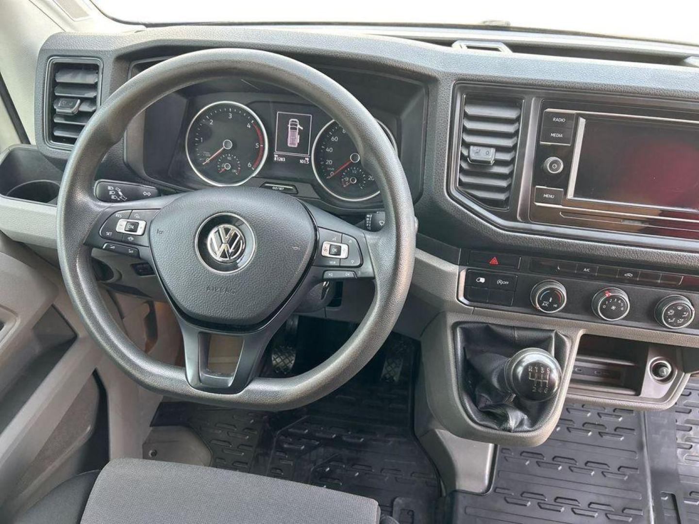 Volkswagen Crafter Batalla Larga con Voladizo TA 2.0 TDI 103 kW (140 CV) 3.500
