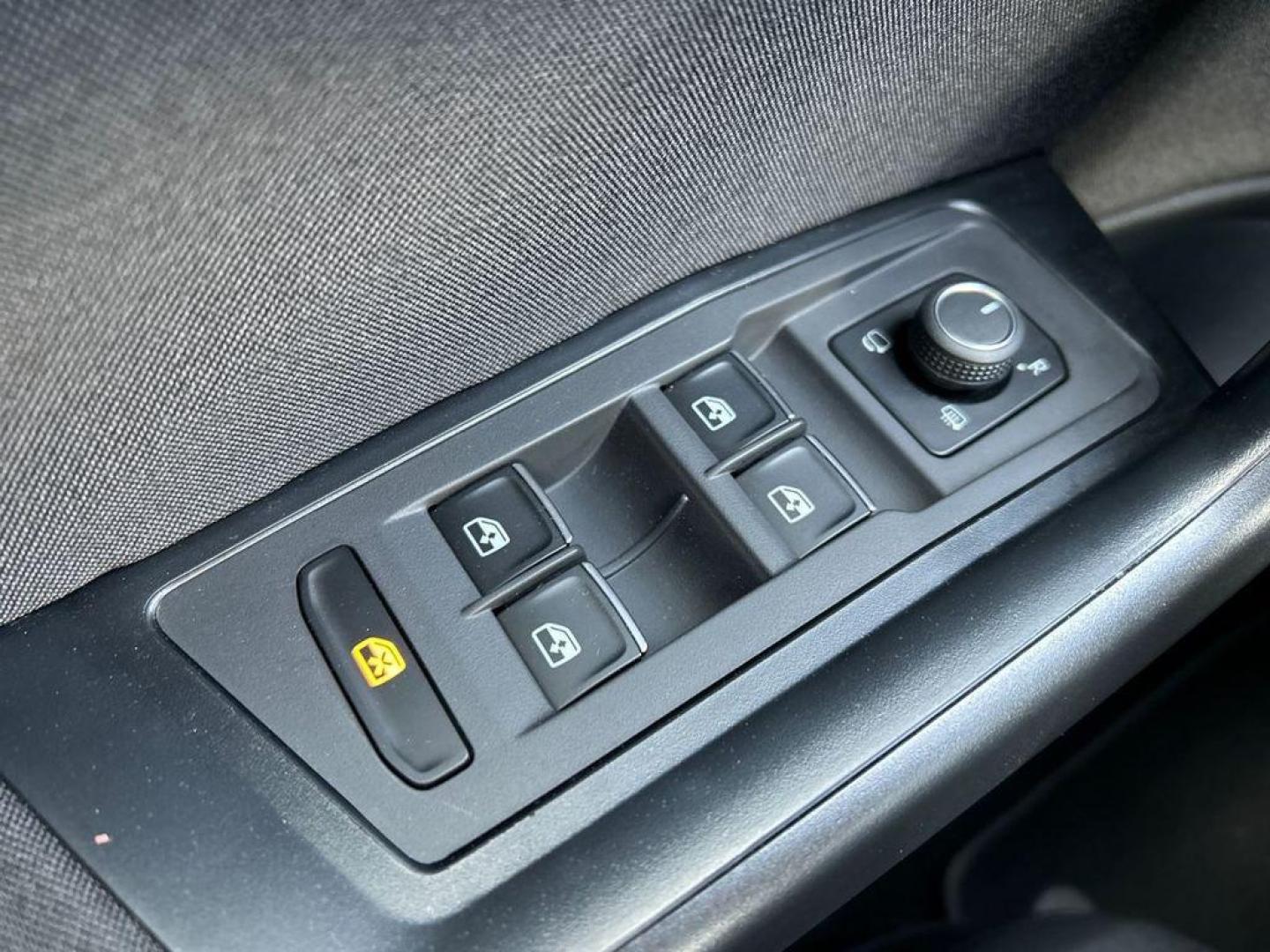 Volkswagen T-Roc Advance R-Line 1.0 TSI 81 kW (110 CV)