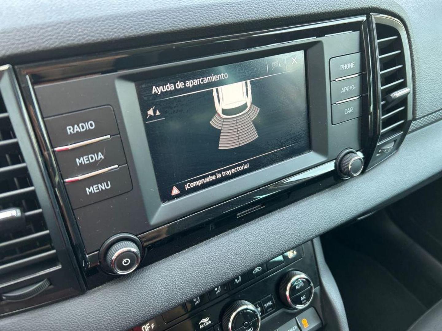 Skoda Karoq 1.0 TSI Active 81 kW (110 CV)