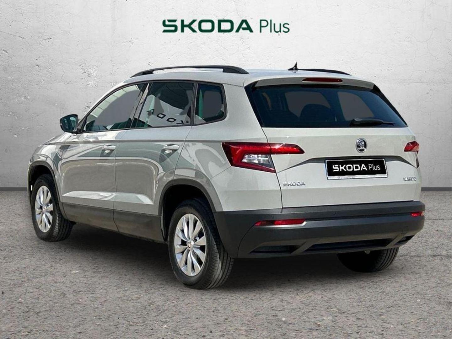 Skoda Karoq 1.0 TSI Ambition DSG 85 kW (115 CV)