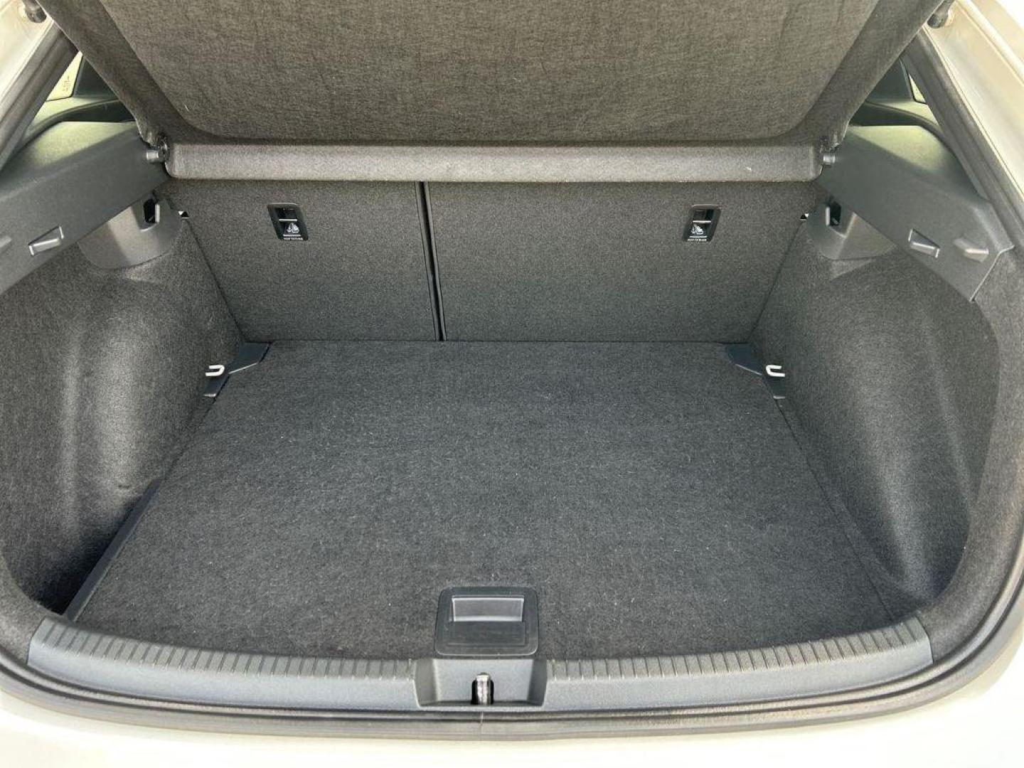 Volkswagen Taigo R-Line 1.0 TSI 81 kW (110 CV)
