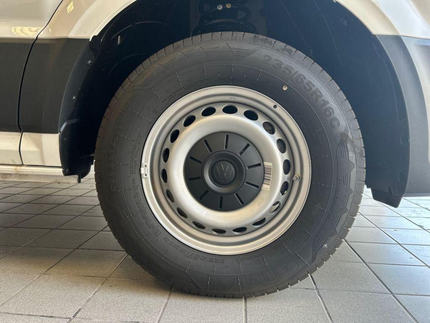 Volkswagen Crafter 30 Furgón Batalla Media L3H2 2.0 TDI 103 kW (140 CV)