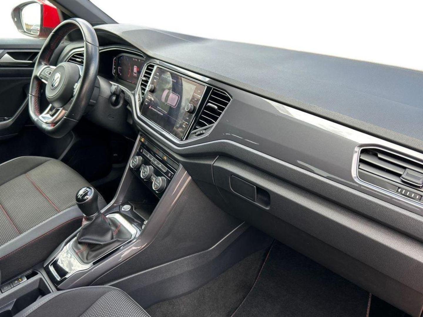 Volkswagen T-Roc Sport 1.5 TSI 110 kW (150 CV)