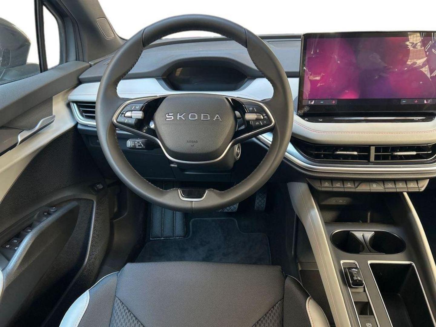 Skoda Elroq 60 63 kWh 150 kW (204 CV)