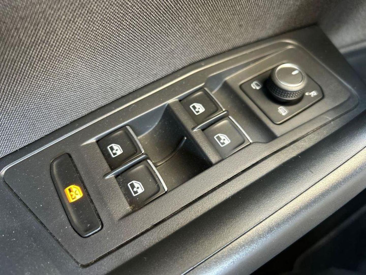 Volkswagen T-Roc Advance R-Line 1.0 TSI 81 kW (110 CV)