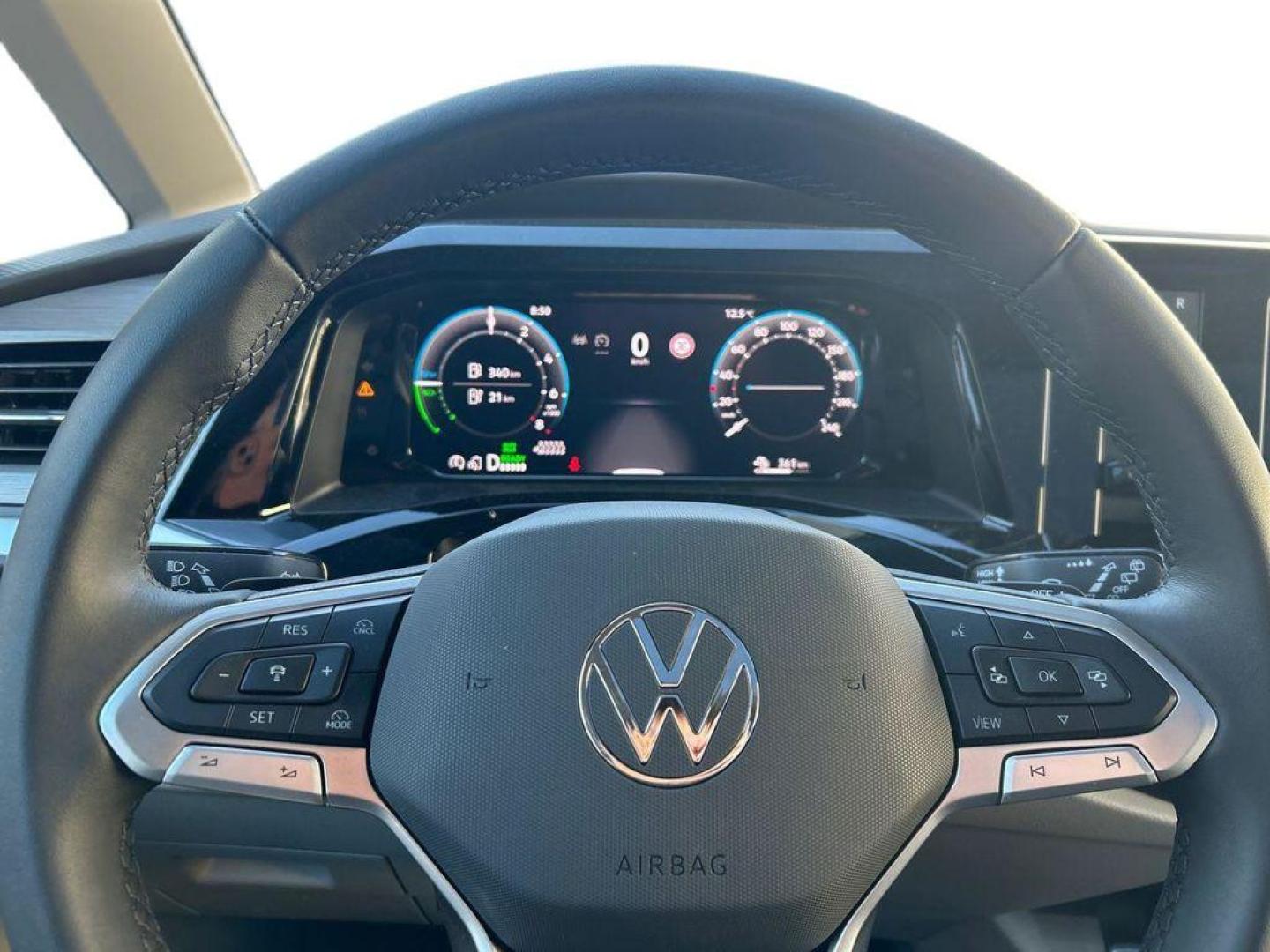Volkswagen Multivan Life Batalla Corta 1.5 eHybrid 4Motion 180 kW (245 CV) DSG