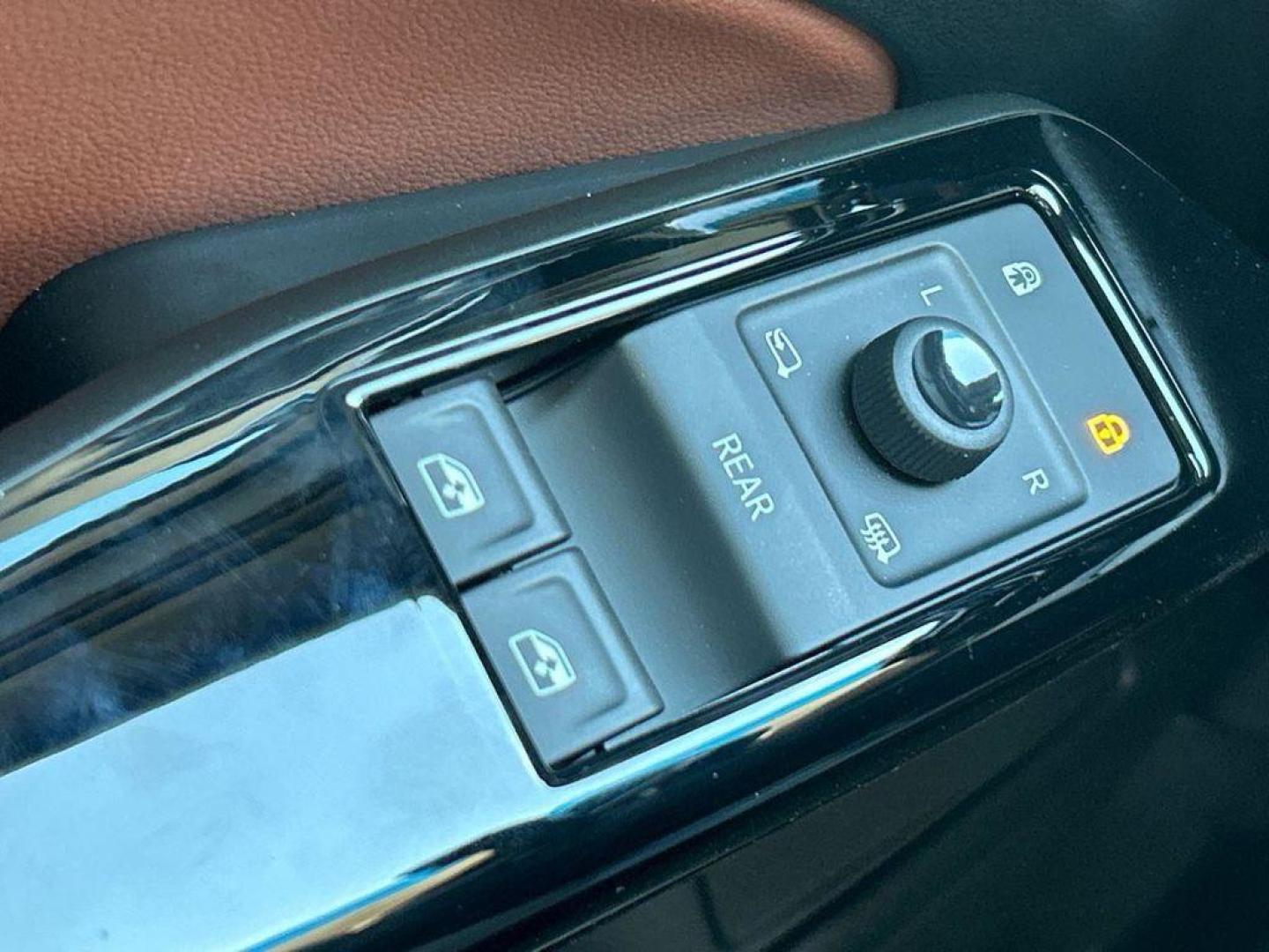 Volkswagen ID.4 Pro 77kWh 210 kW (286 CV)