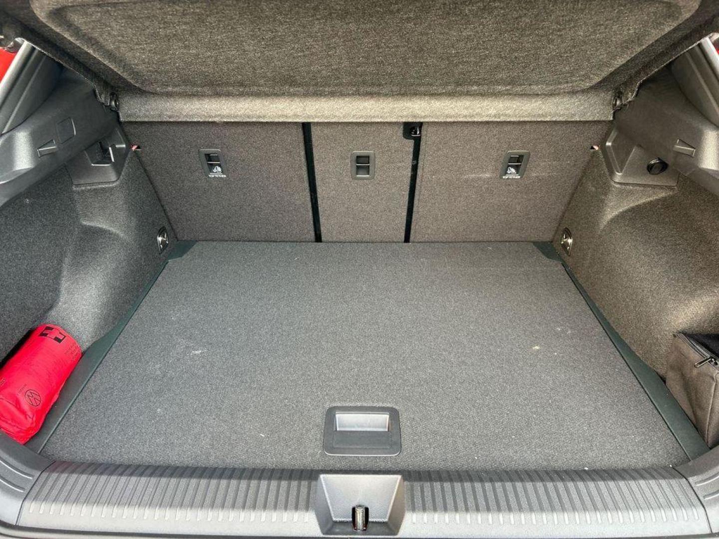 Volkswagen T-Roc R-Line 1.5 eTSI 110 kW (150 CV) DSG