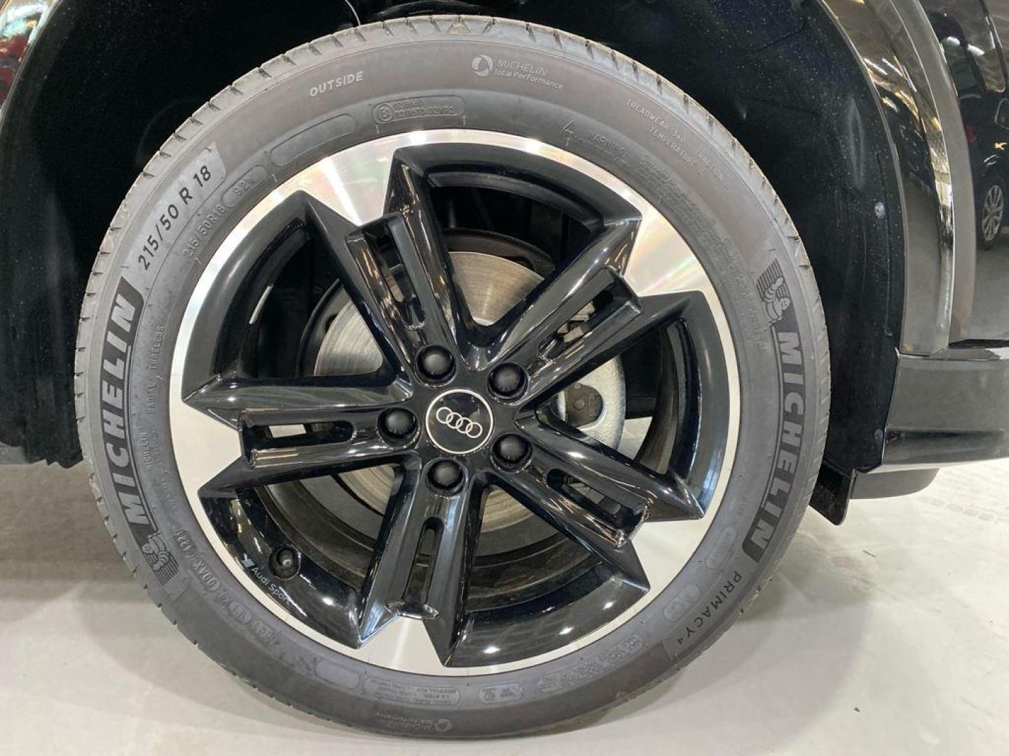 Audi Q2 S line 30 TFSI 81 kW (110 CV)