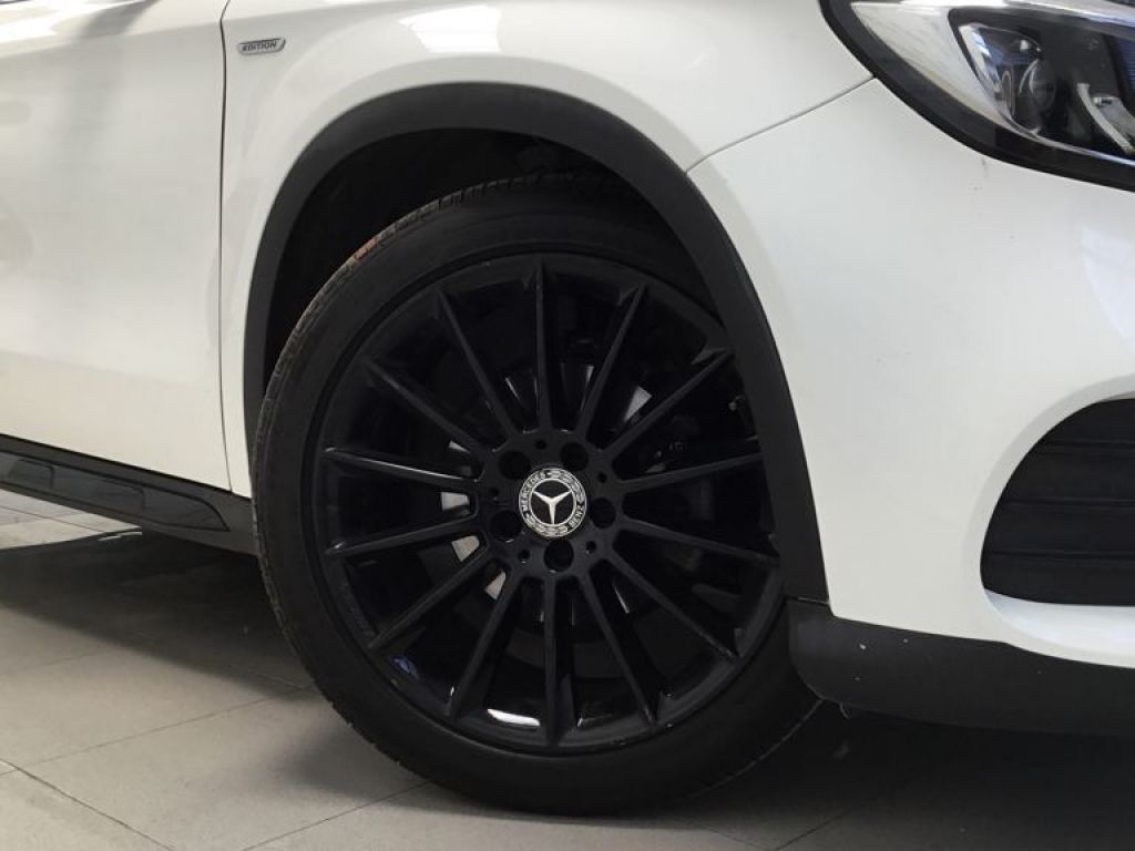 Mercedes Benz Clase GLA 180 Urban (EURO 6d-TEMP)