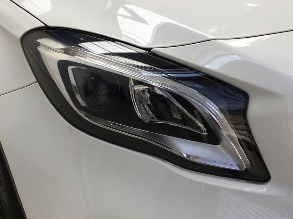 Mercedes Benz Clase GLA 180 Urban (EURO 6d-TEMP)