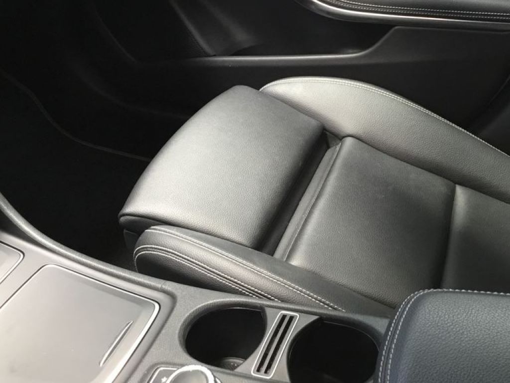 Mercedes Benz Clase GLA 180 Urban (EURO 6d-TEMP)