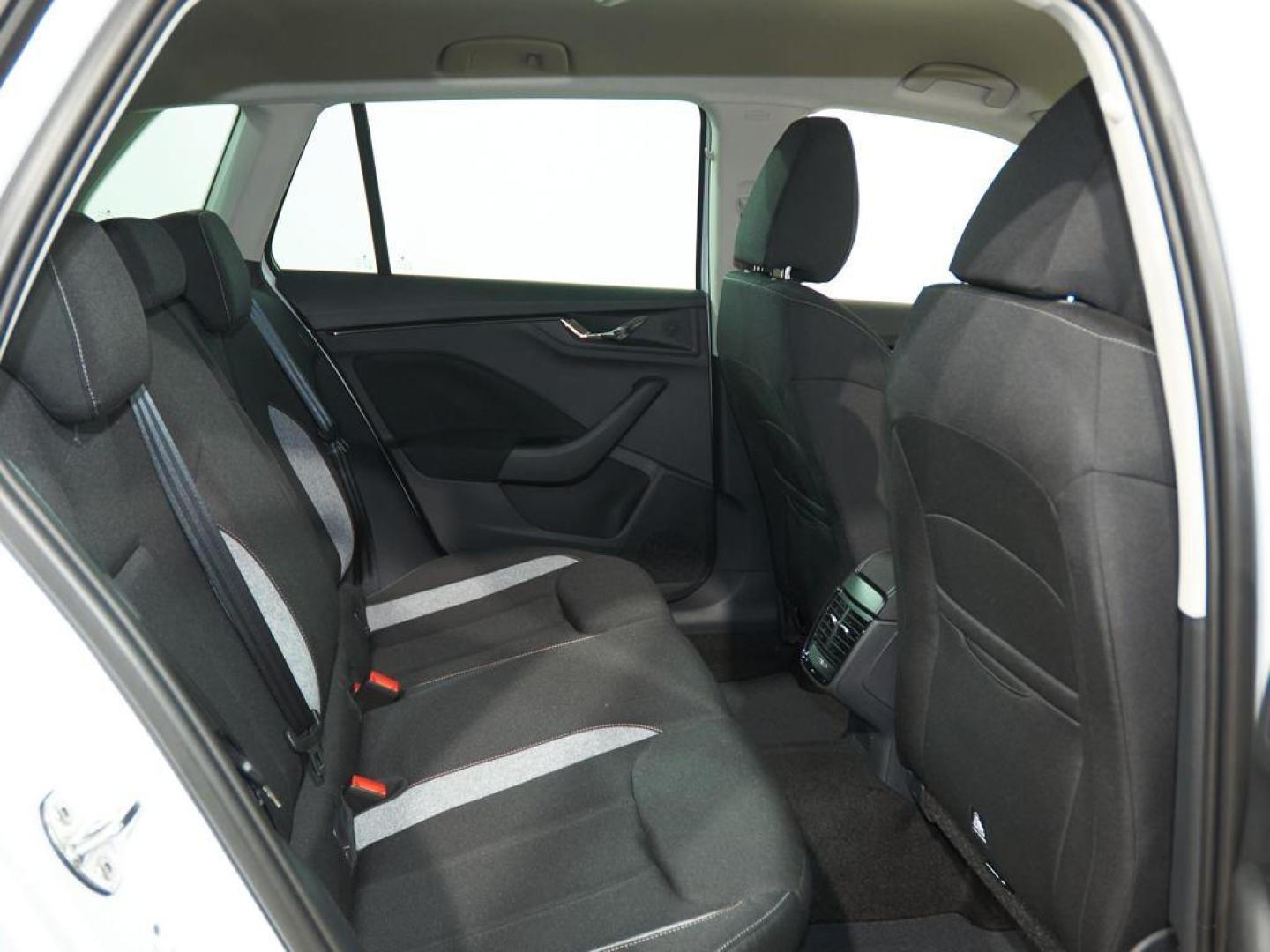 Skoda Kamiq 1.0 TSI Selection 85 kW (115 CV)