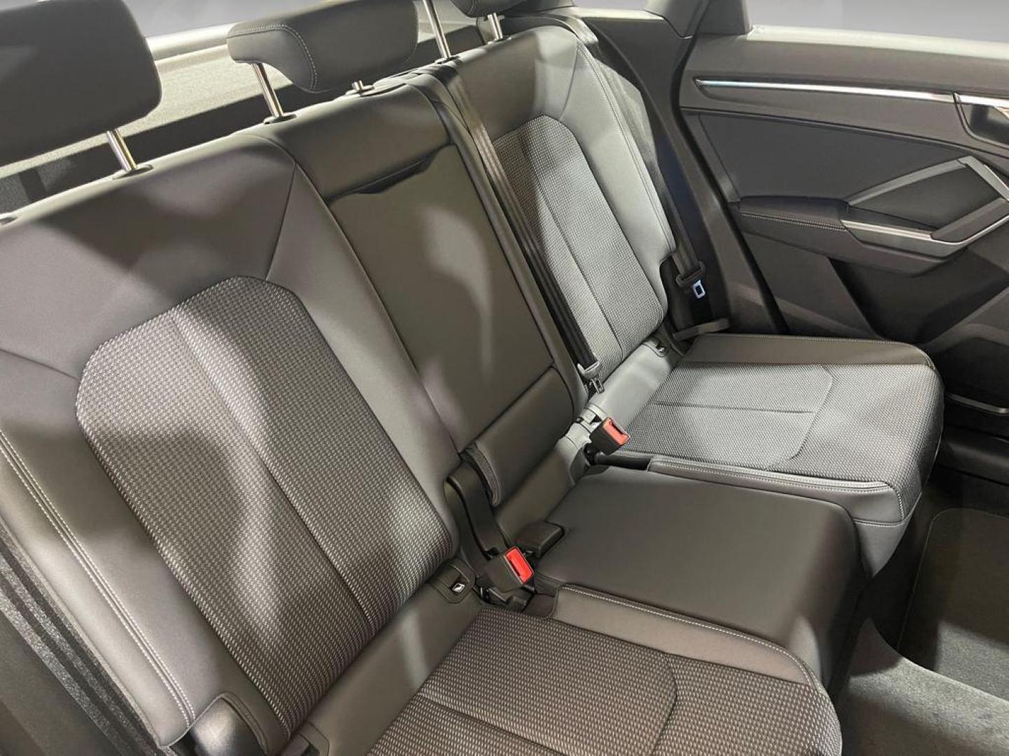 Audi Q3 S line 35 TDI 110 kW (150 CV) S tronic