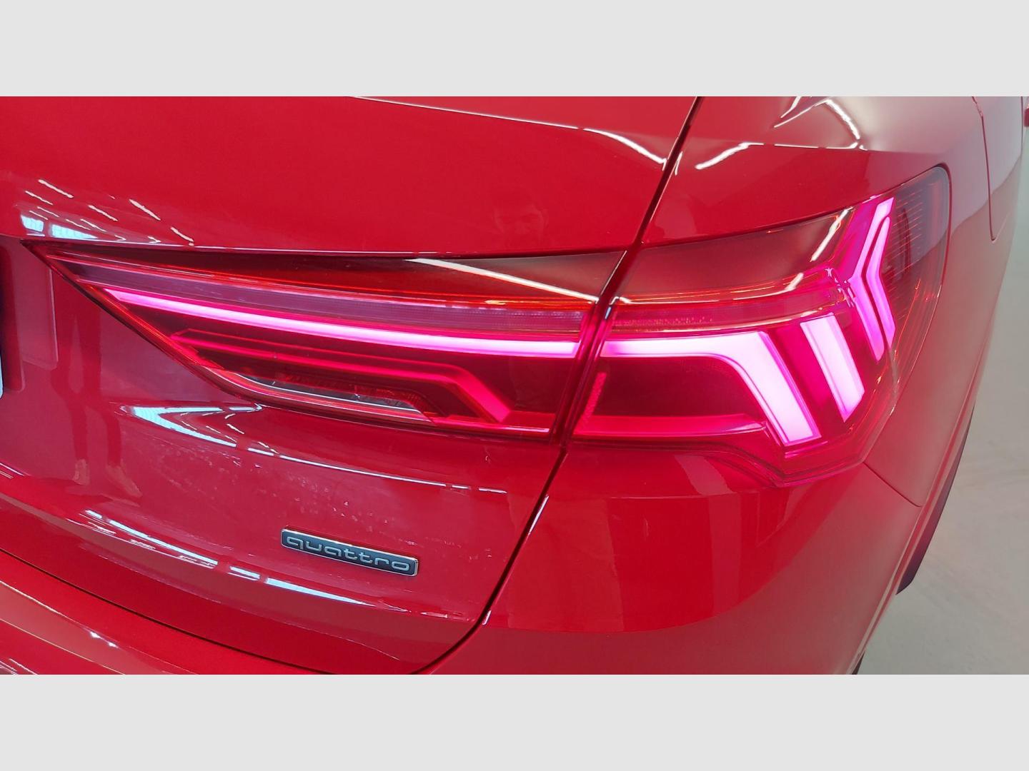 Audi Q3 Black line 35 TDI quattro 110 kW (150 CV) S tronic