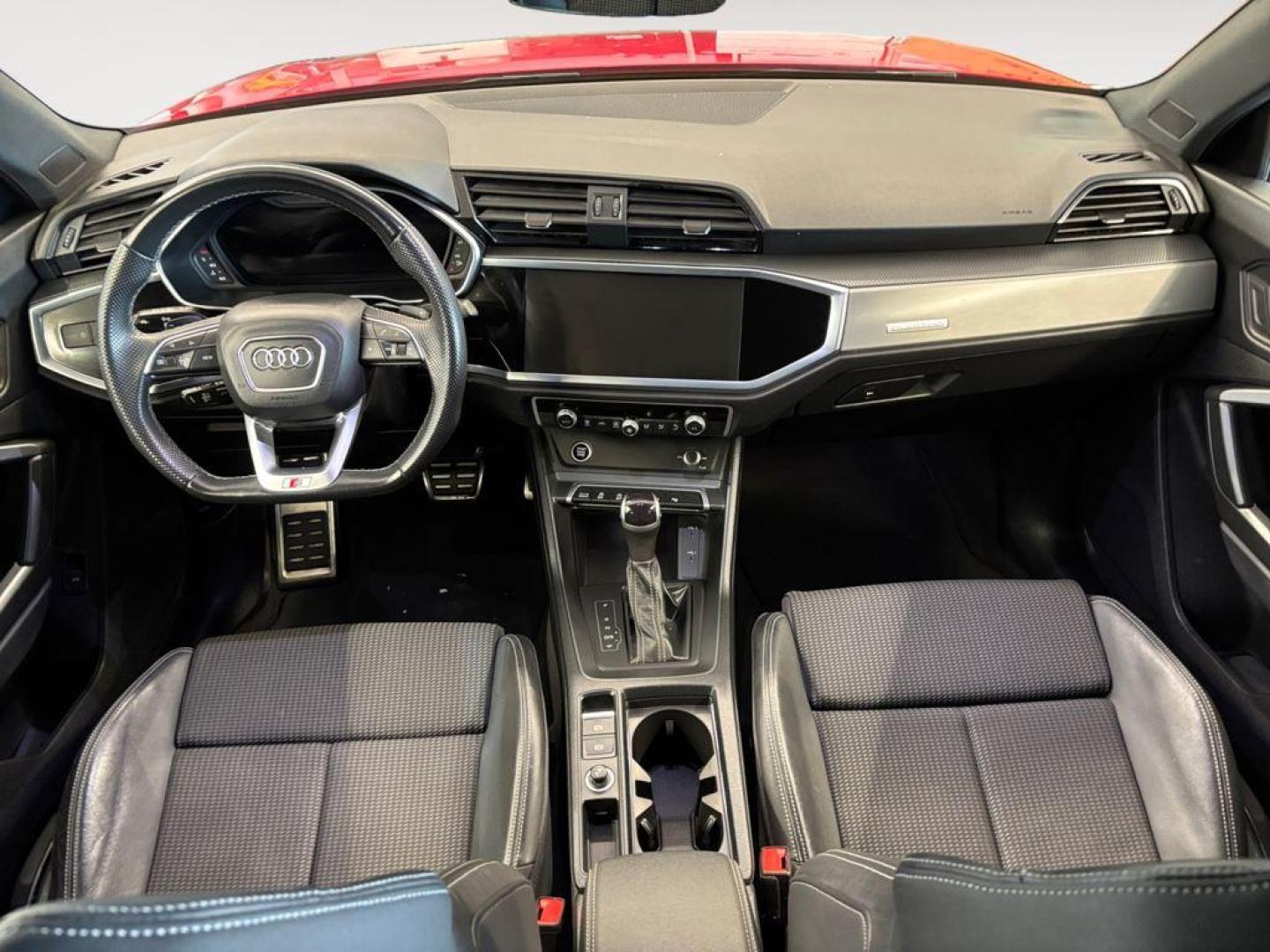 Audi Q3 Black line 35 TDI quattro 110kW (150CV)