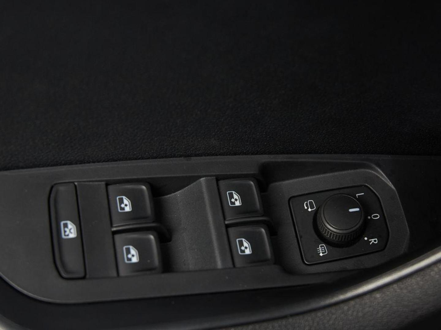 Skoda Karoq 1.5 TSI ACT Design DSG 110 kW (150 CV)