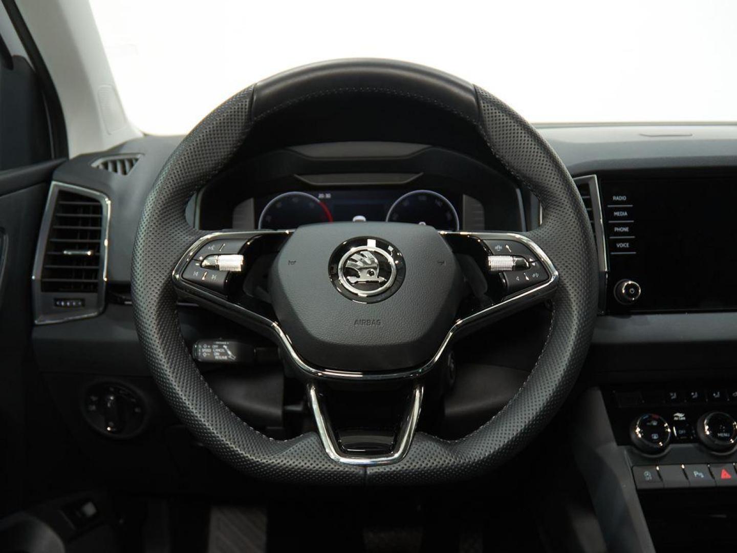 Skoda Karoq 1.5 TSI ACT Design DSG 110 kW (150 CV)