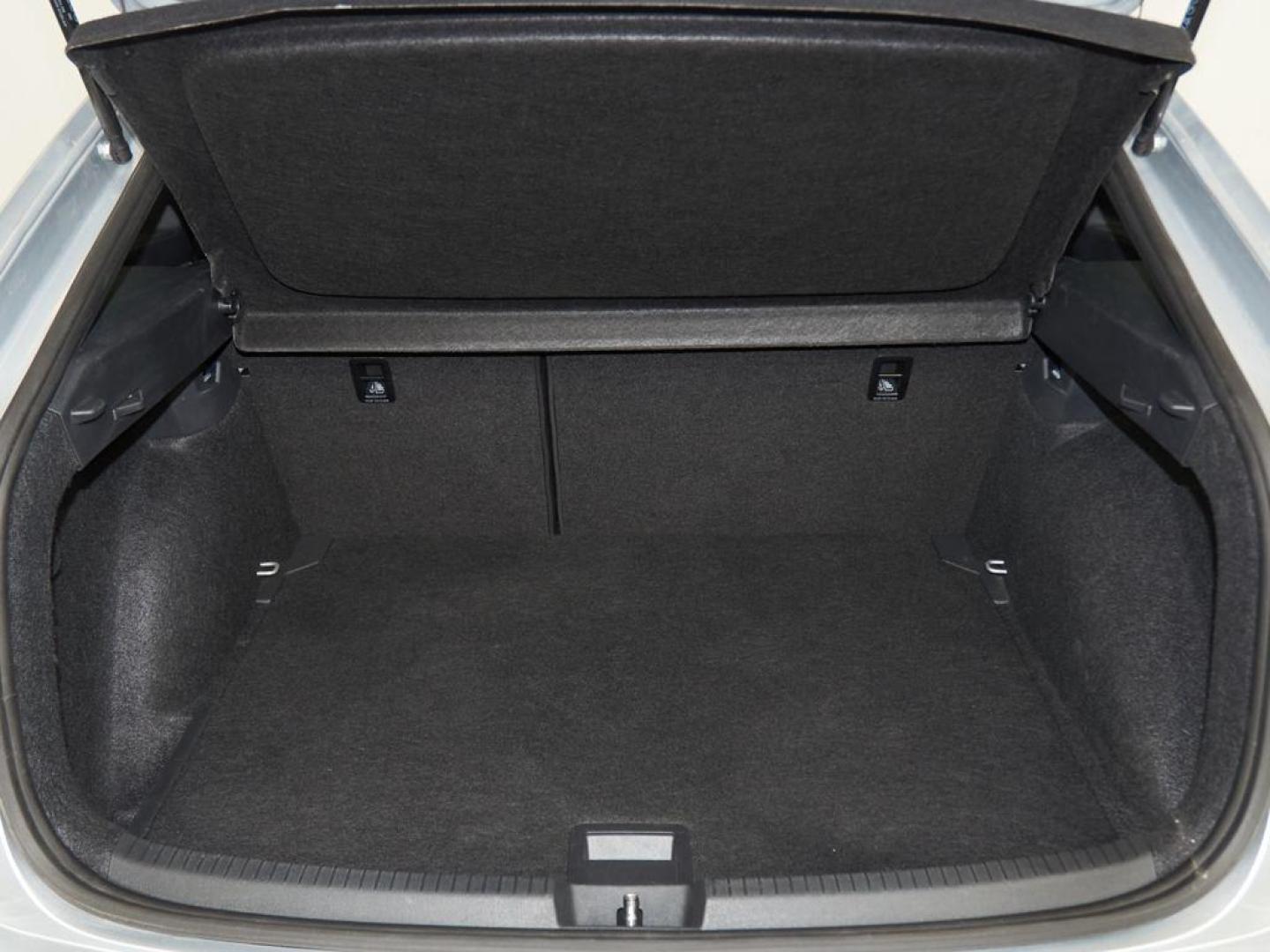 Volkswagen Taigo R-Line 1.0 TSI 85 kW (115 CV)