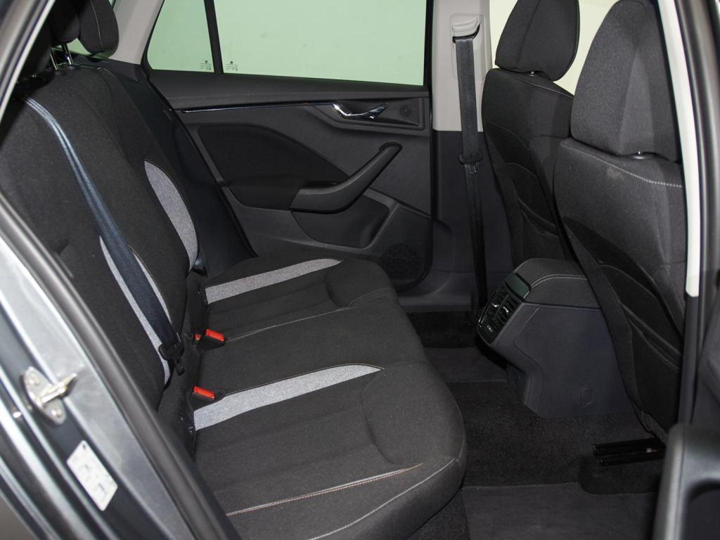 Skoda Kamiq 1.0 TSI Selection 70 kW (95 CV)