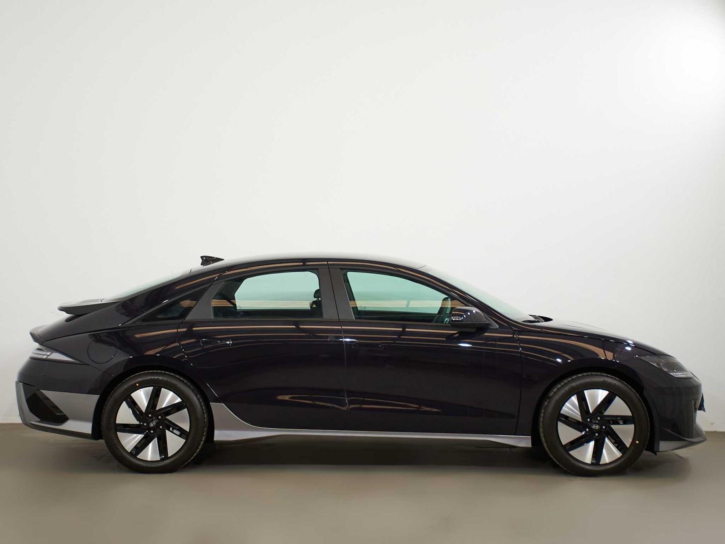 Hyundai IONIQ 6 111Kw Light RWD