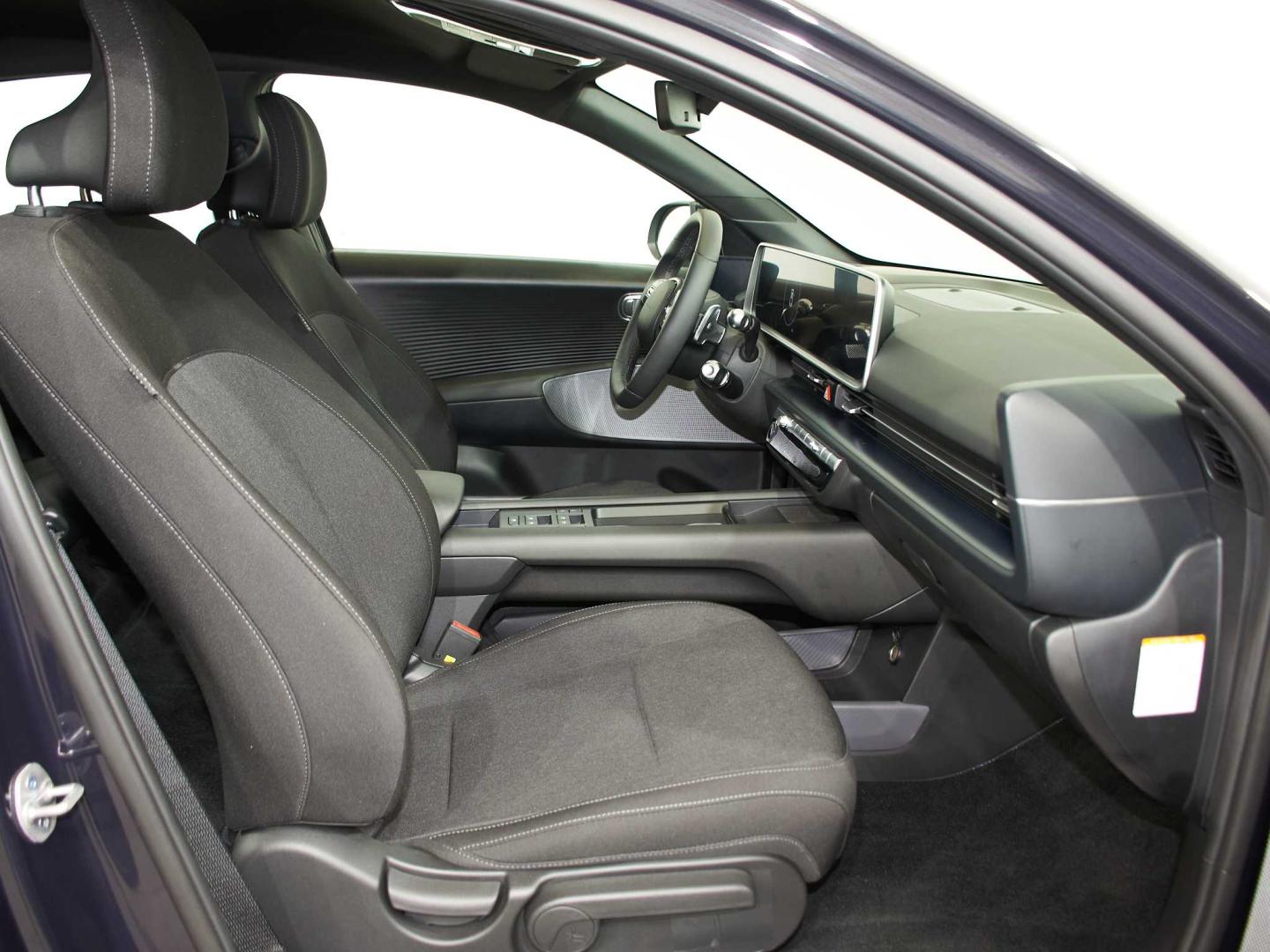 Hyundai IONIQ 6 111Kw Light RWD