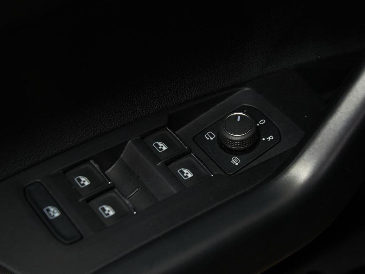 Volkswagen Taigo R-Line 1.0 TSI 85 kW (115 CV)