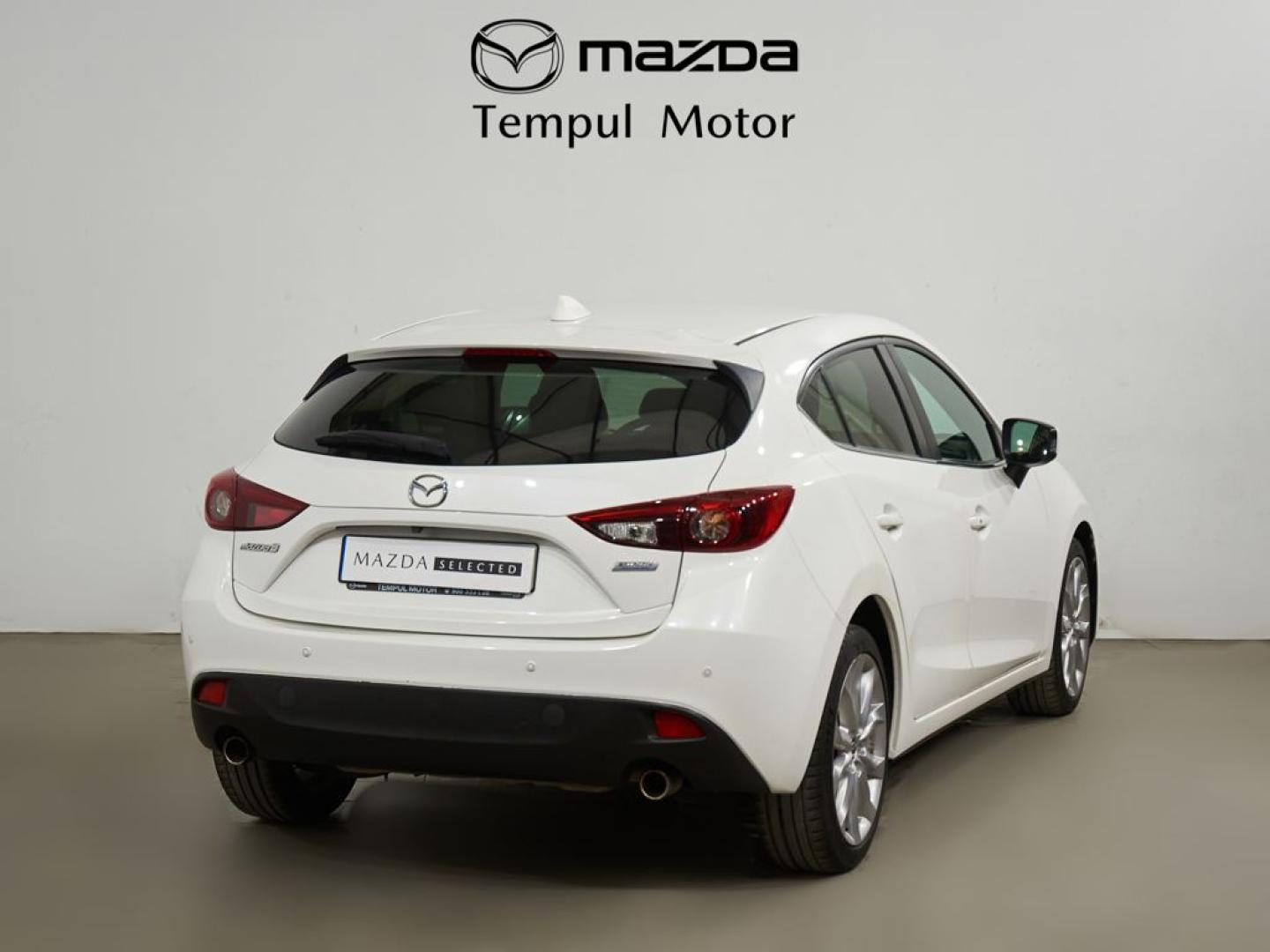 Mazda 3 2.0 Luxury Navegador 120