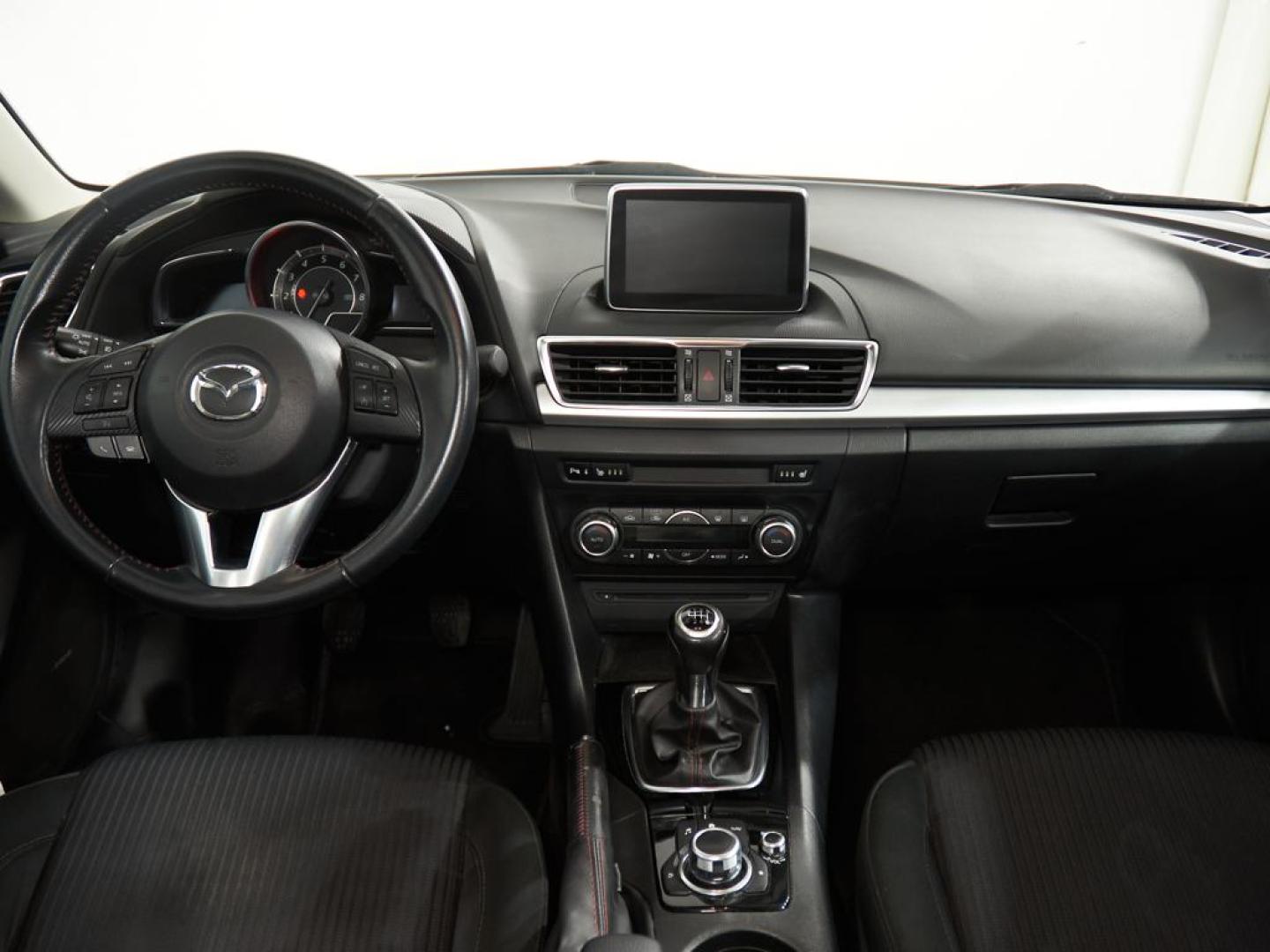 Mazda 3 2.0 Luxury Navegador 120