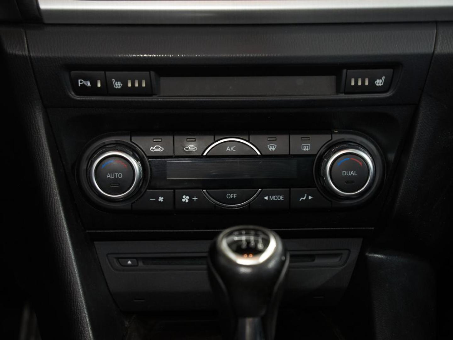 Mazda 3 2.0 Luxury Navegador 120