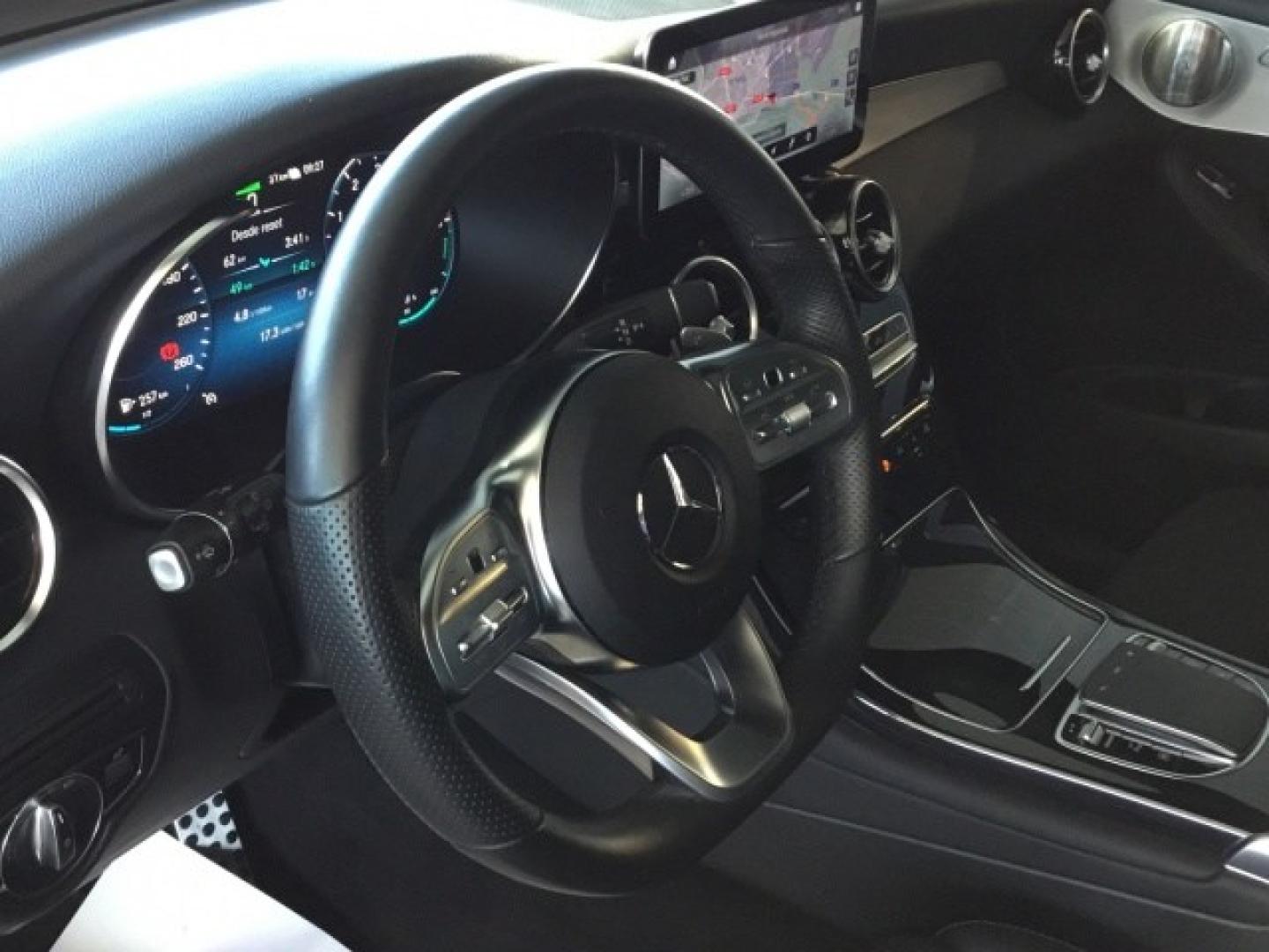 Mercedes Benz Clase GLC 300 de 4Matic AMG Line (EURO 6d)