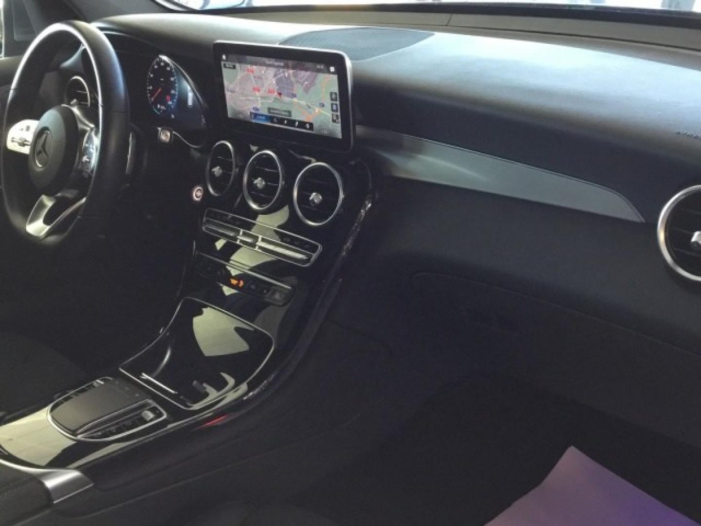 Mercedes Benz Clase GLC 300 de 4Matic AMG Line (EURO 6d)