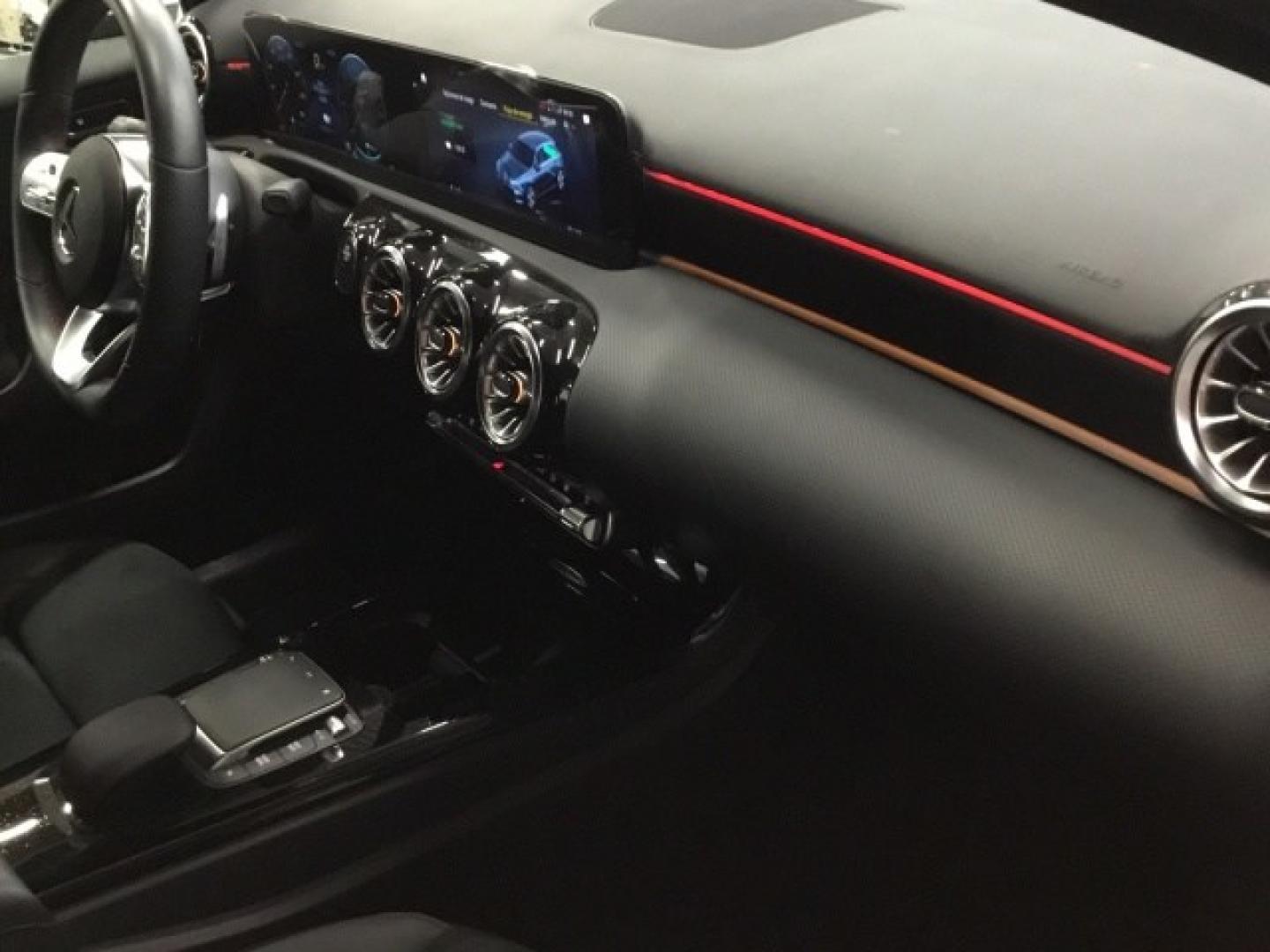 Mercedes Benz Clase A 250 eMG Line (EURO 6d)