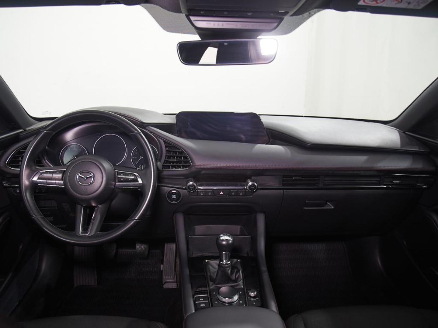 Mazda 3 2.0 e-Skyactiv-G Homura 90kW