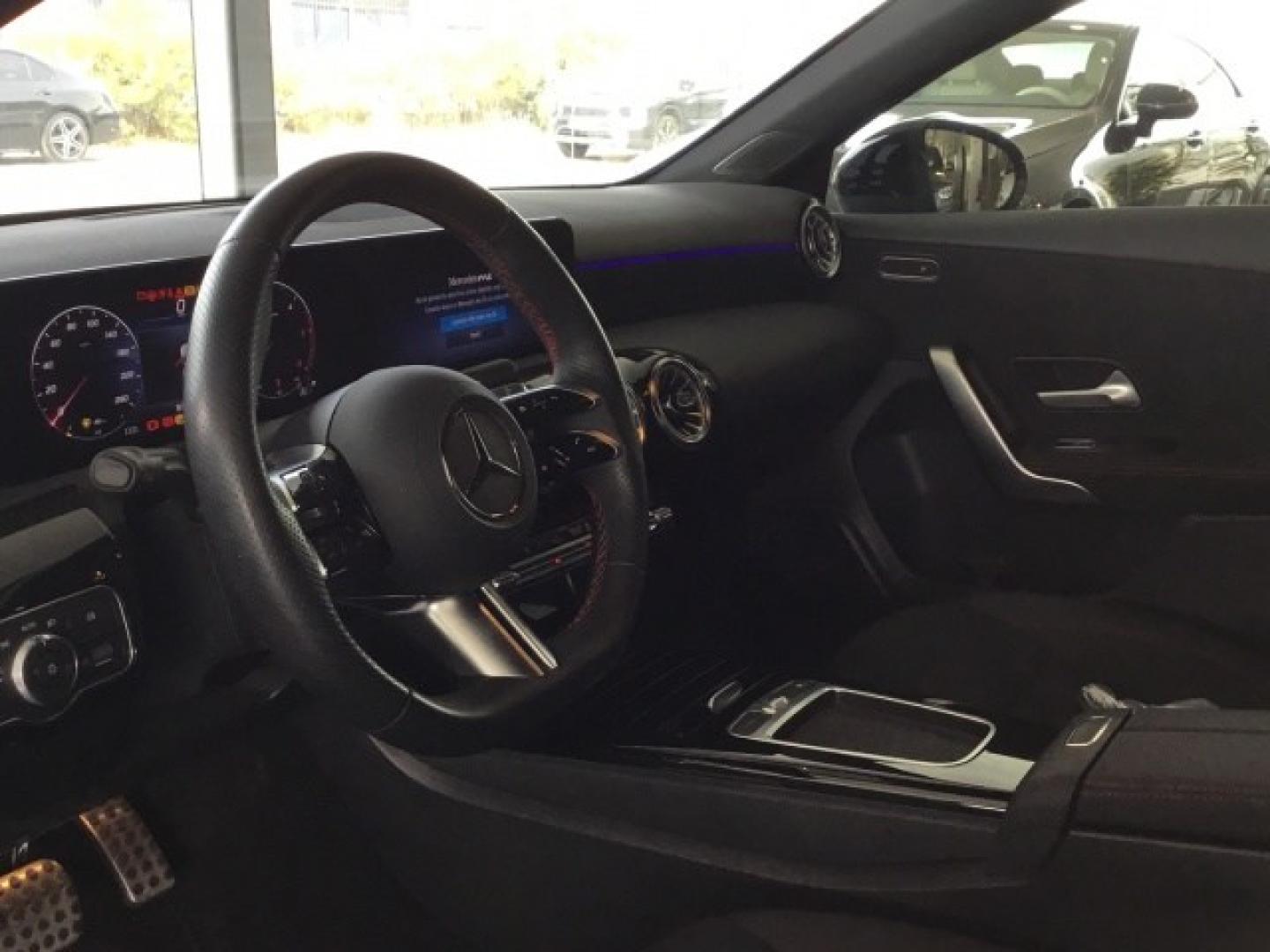 Mercedes Benz Clase A 200 d SedanMG Line (EURO 6d)