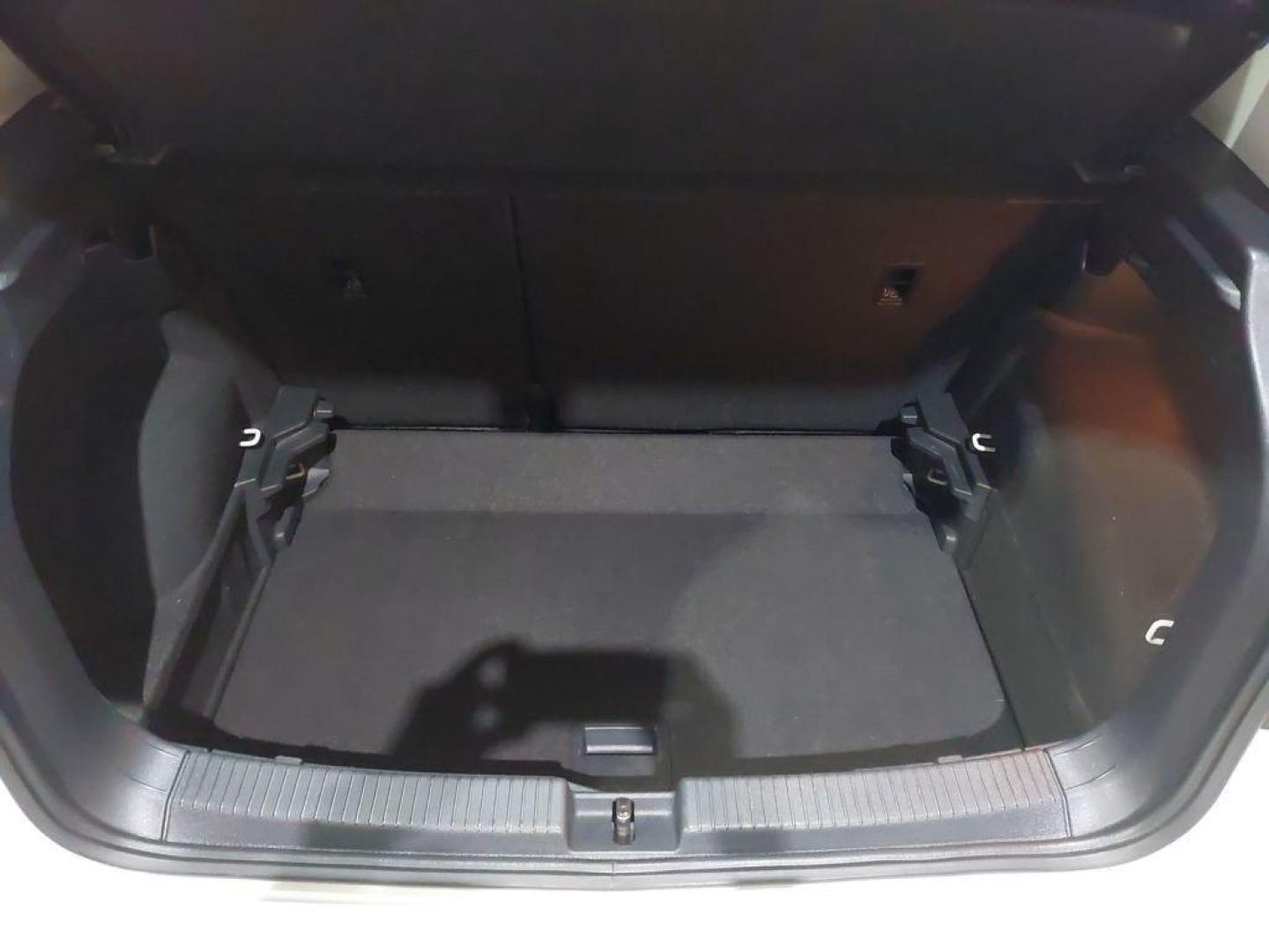 Volkswagen T-Cross Advance 1.0 TSI 70 kW (95 CV)