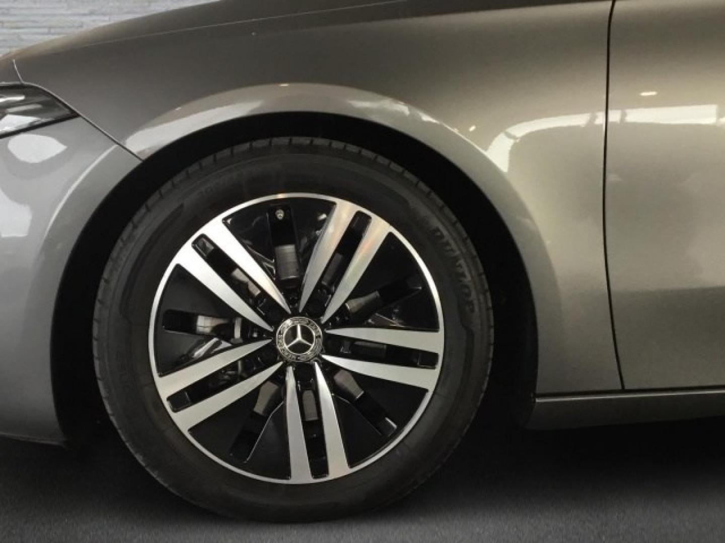 Mercedes Benz Clase A 180 d Progressive (EURO 6d)