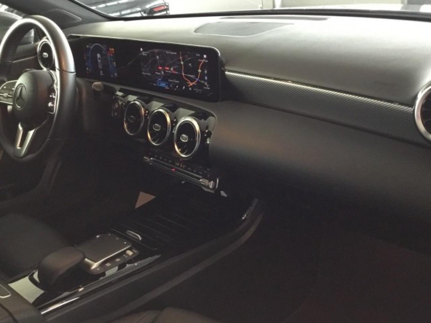 Mercedes Benz Clase A 180 d Progressive (EURO 6d)