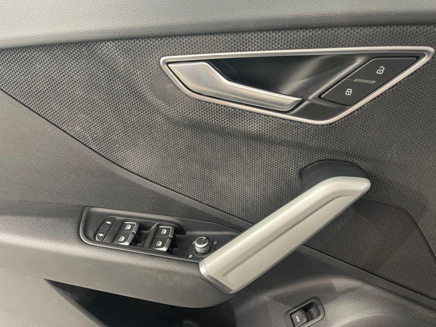 Audi Q2 S line 30 TDI 85 kW (116 CV)