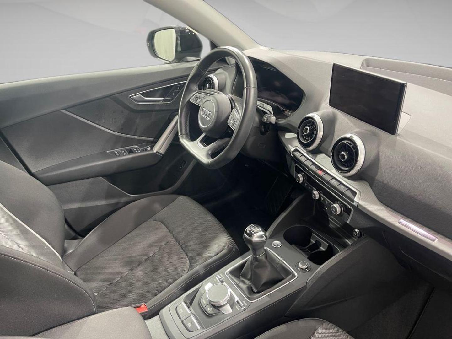 Audi Q2 Black line 35 TFSI 110 kW (150 CV)