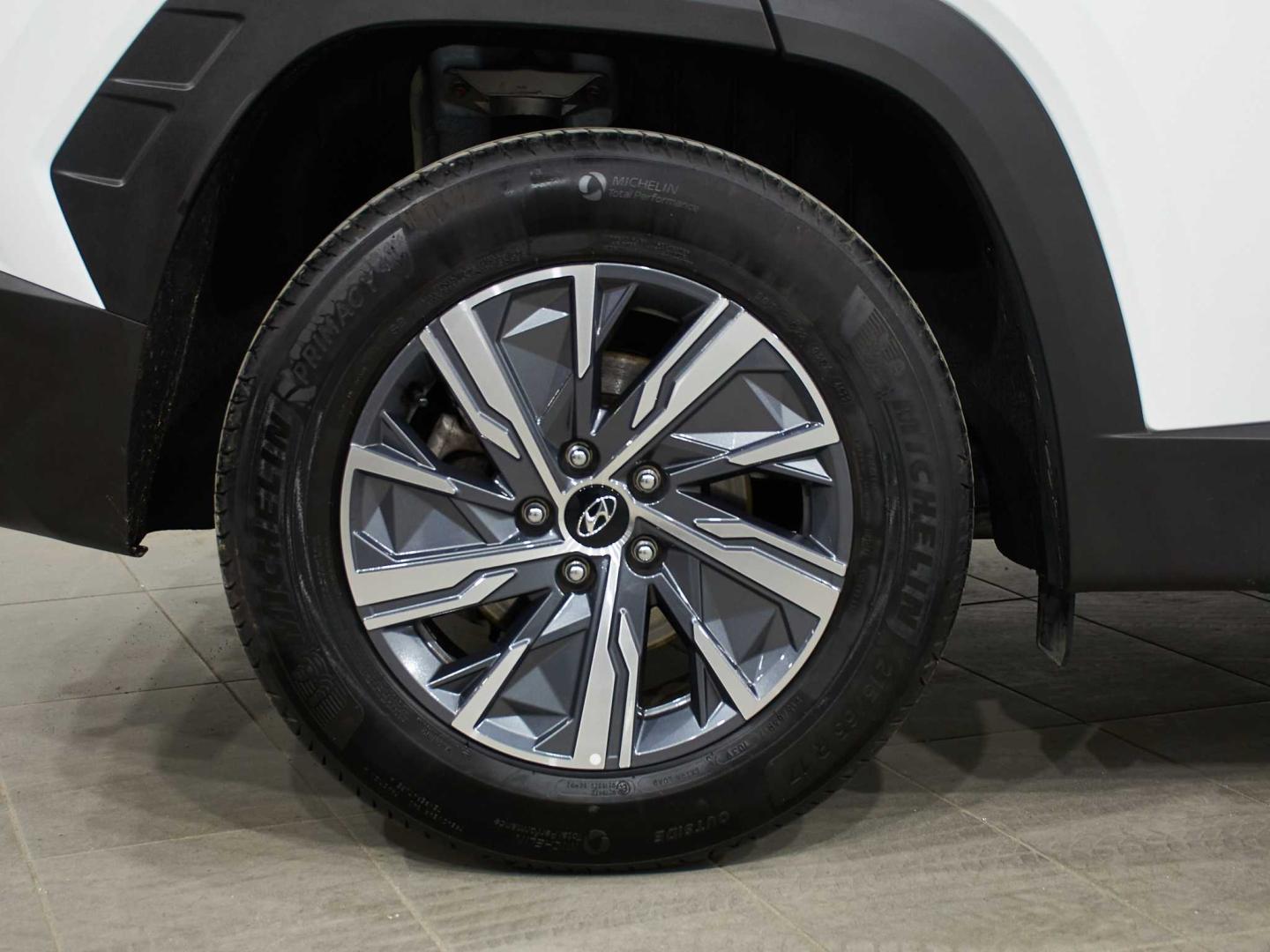 Hyundai Tucson 1.6 TGDI Maxx 4x2