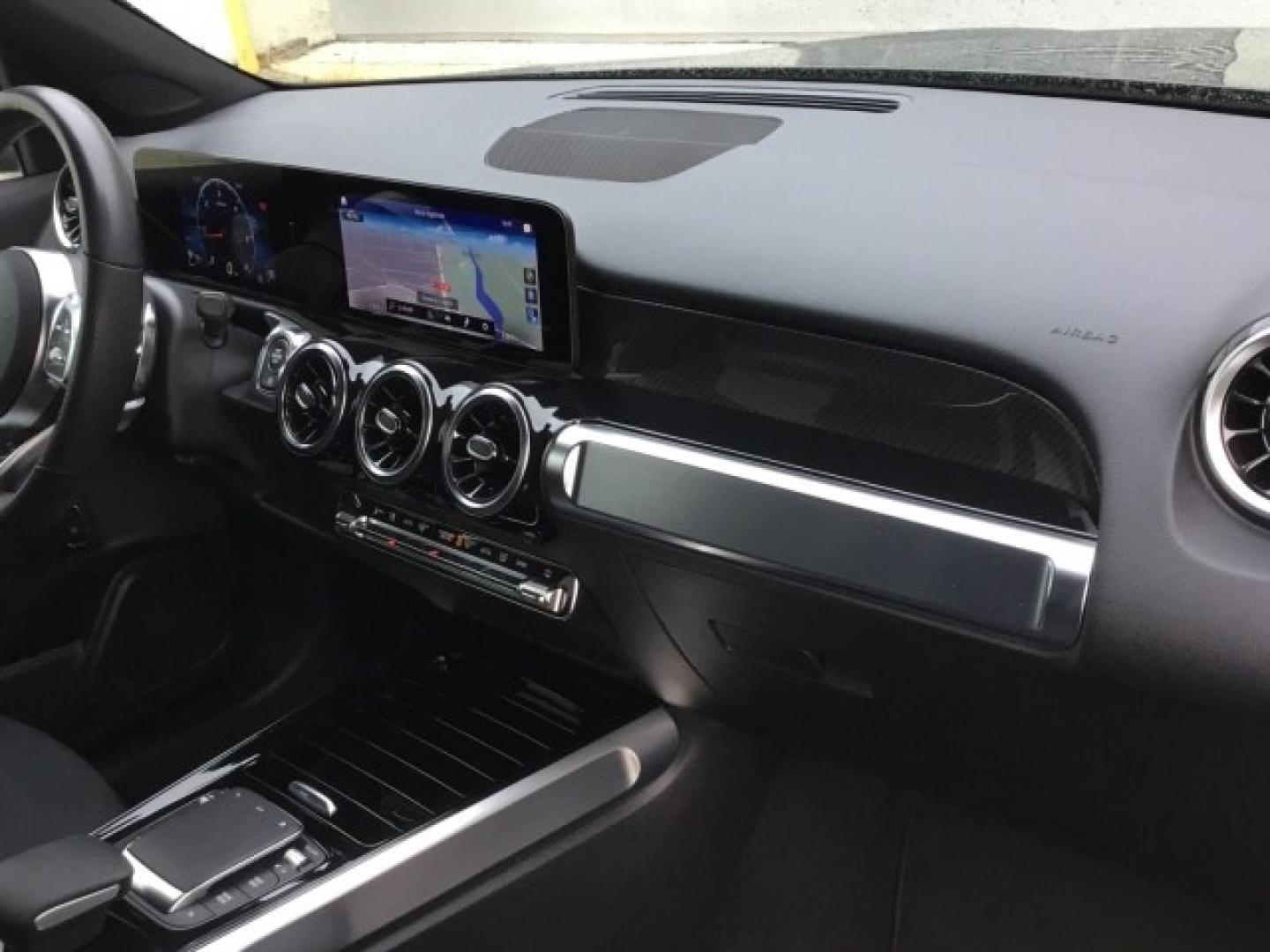 Mercedes Benz GLB 220 d 4Matic AMG Line (EURO 6d)